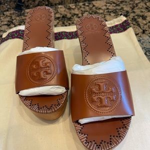Tory Burch Patty Wedge Slide 7.5